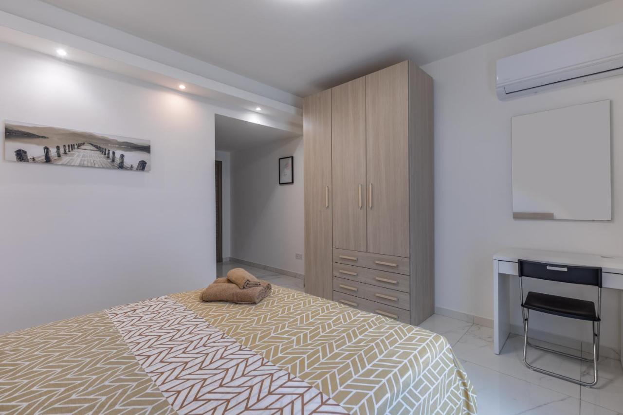 Terrace View- A Charming Two Bedrooms Penthouse Ac-Wifi Msida Exteriér fotografie