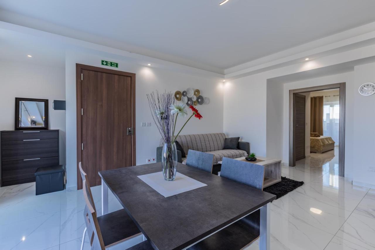Terrace View- A Charming Two Bedrooms Penthouse Ac-Wifi Msida Exteriér fotografie