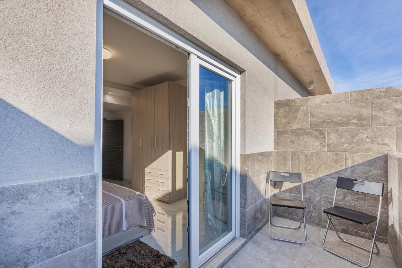 Terrace View- A Charming Two Bedrooms Penthouse Ac-Wifi Msida Exteriér fotografie