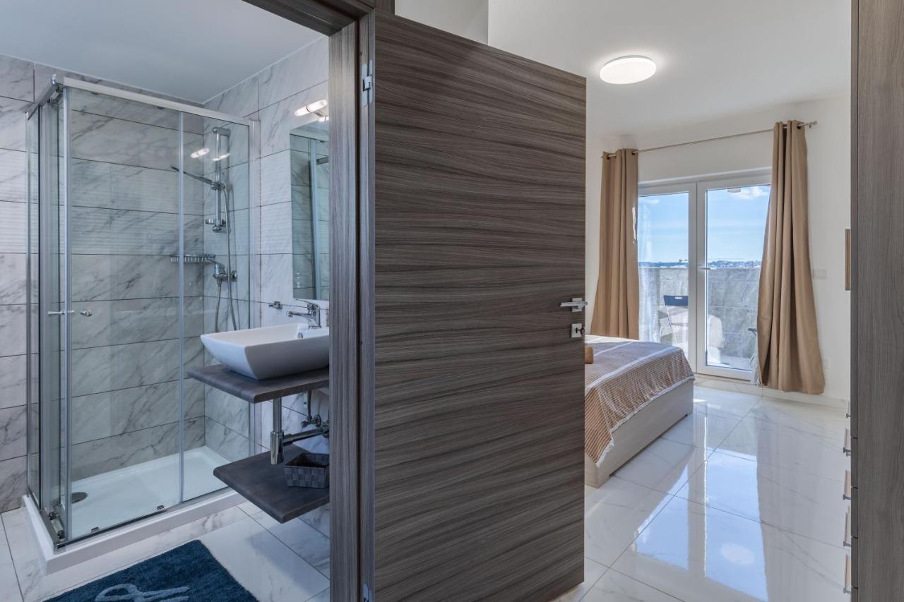 Terrace View- A Charming Two Bedrooms Penthouse Ac-Wifi Msida Exteriér fotografie