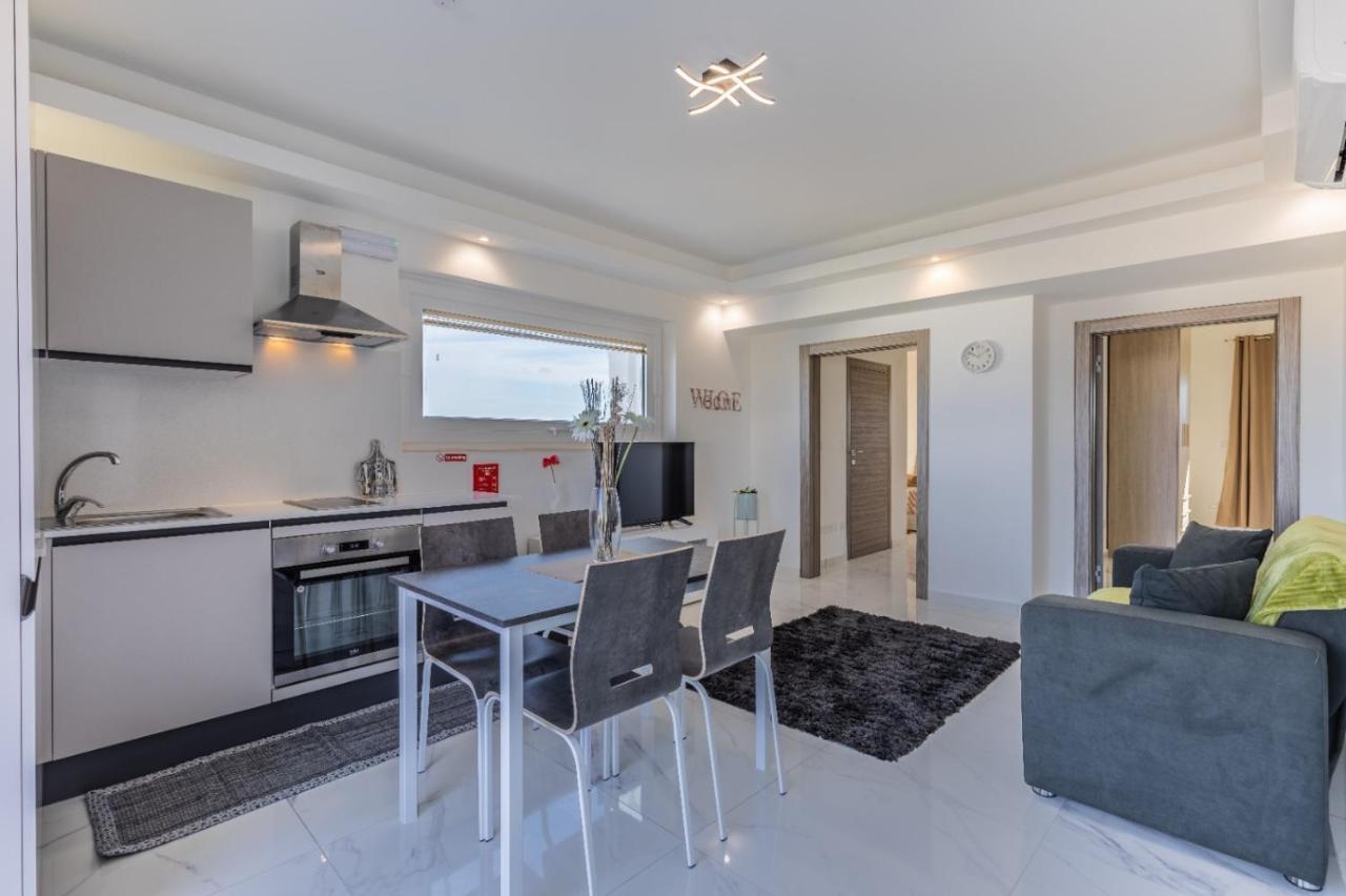 Terrace View- A Charming Two Bedrooms Penthouse Ac-Wifi Msida Exteriér fotografie